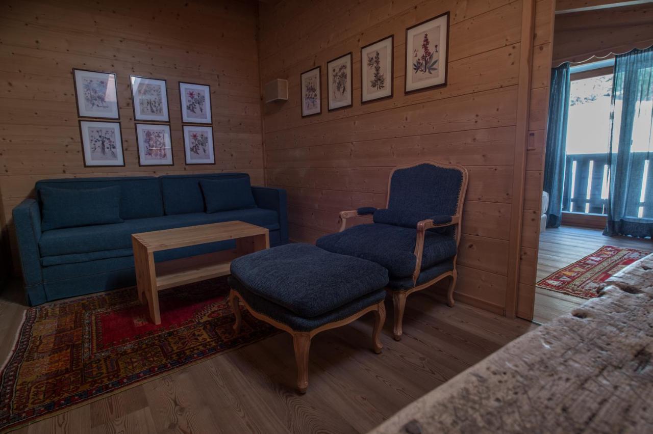 Hotel Ciasa Salares Сан Касиано Екстериор снимка